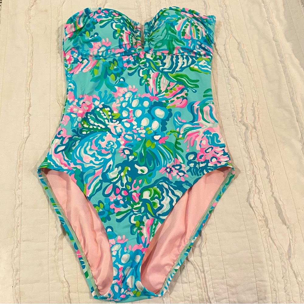 Lilly Pulitzer Dru one piece swimsuit Aqua La Vista size 8